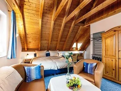 Altes Brauhaus Garni 4*