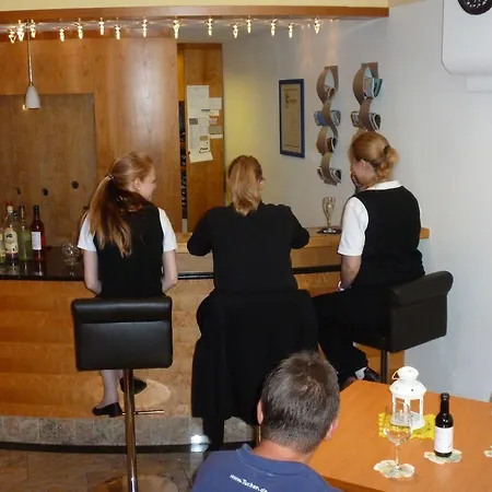 Hotel Altes Brauhaus Garni 4*