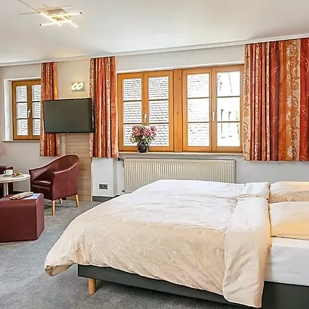 Altes Brauhaus Garni 4*